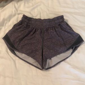 Lululemon Hotty Hot Shorts 2.5inch
